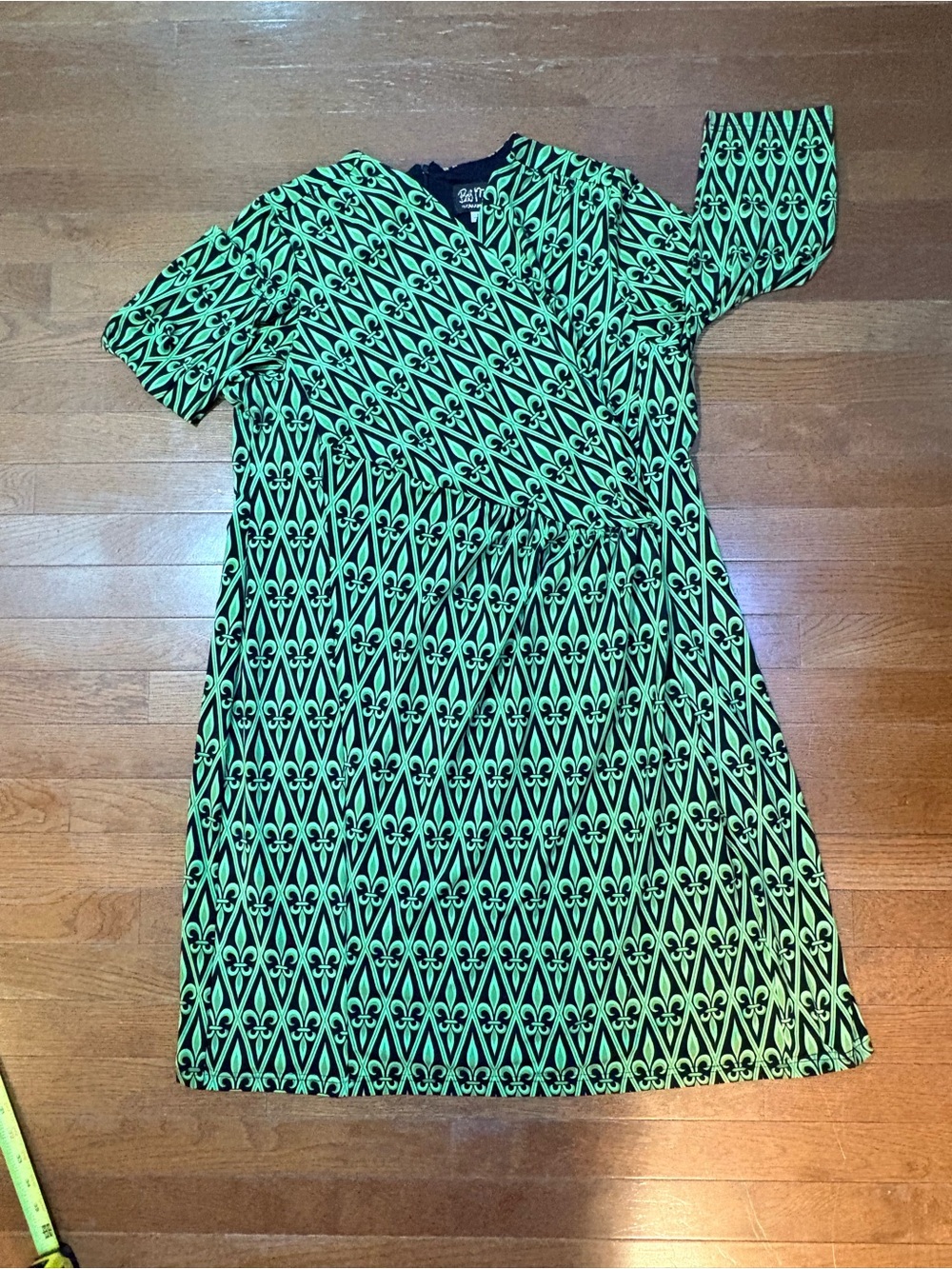 Bob Mackie wearable art lime Green and Black Geometric Faux-Wrap Midi Dress